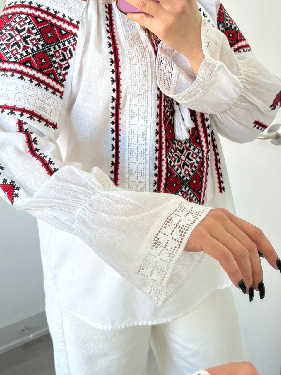 White Batiste Long Sleeve Women's Blouse with Red&Black Embroidery - Pattern 1