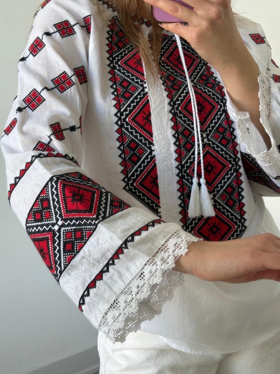 White Batiste Long Sleeve Women's Blouse with Red&Black Embroidery - Pattern 2