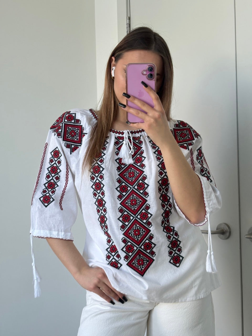White Batiste 3/4 Sleeve Women's Blouse with Red&Black Embroidery - Pattern 1