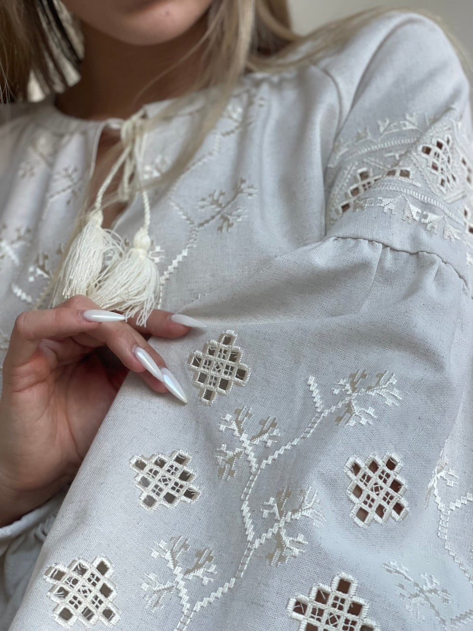 The Ivory Blouse with Richelieu