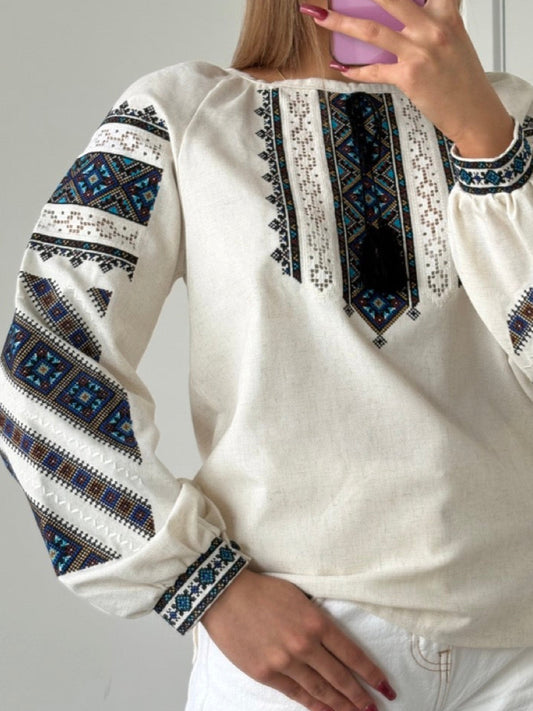 The Linen Blouse with Elegant Blue Embroidery and Richelieu