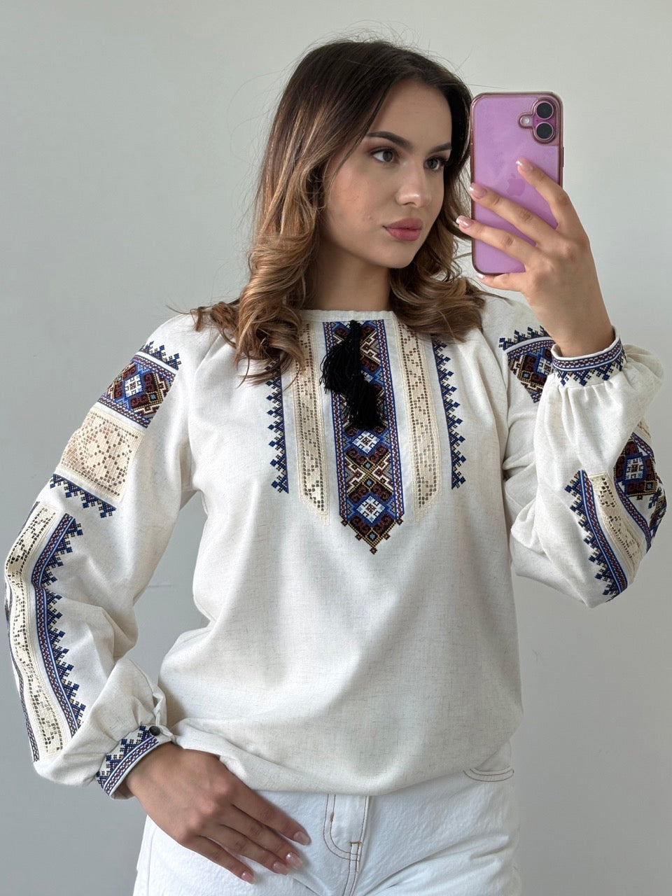 The Linen Blouse with Elegant Blue Embroidery and Richelieu