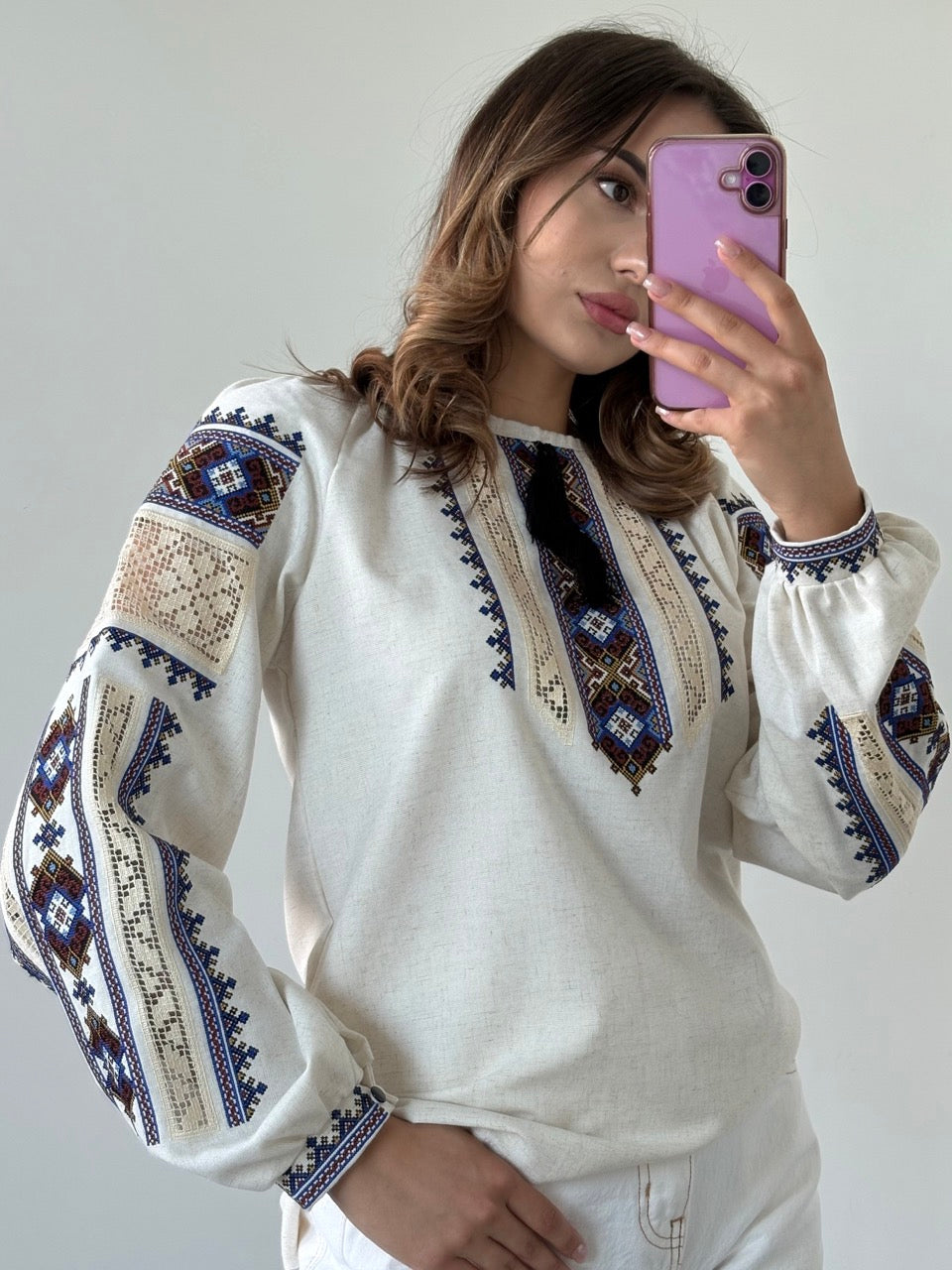 The Linen Blouse with Elegant Blue Embroidery and Richelieu