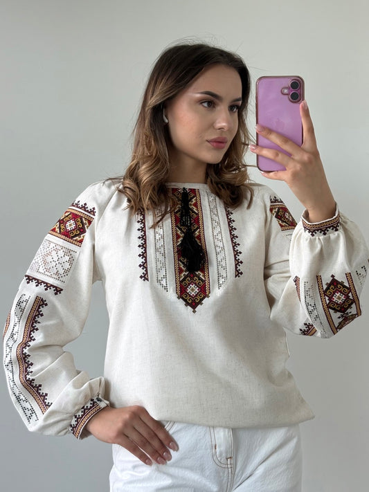 The Linen Blouse with Elegant Red Embroidery and Richelieu