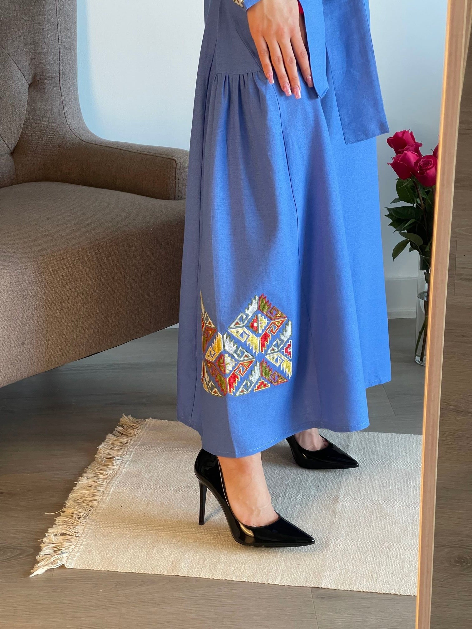 Azure Allure: The Enchanting Long Light Blue Dress - Vatra