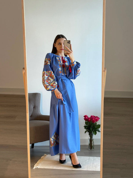 Azure Allure: The Enchanting Long Light Blue Dress - Vatra