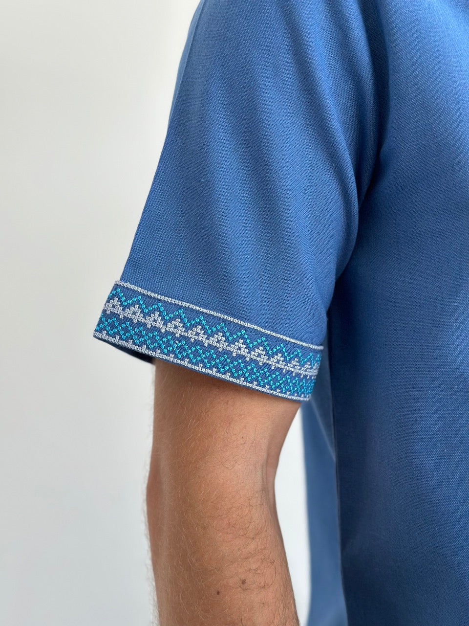 Blue Men's Vyshyvanka with Short Sleeves and Elegant Embroidery