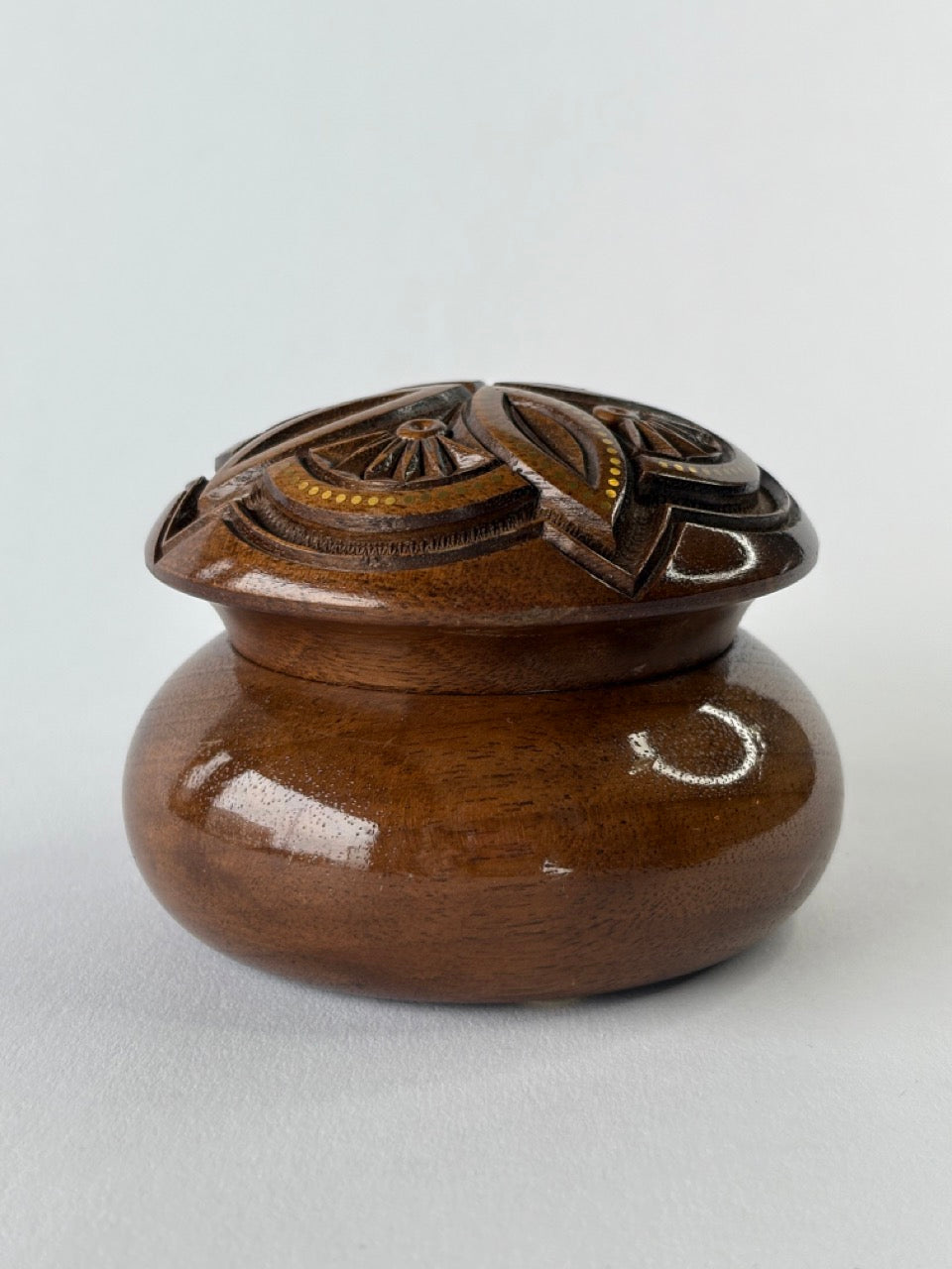 Handmade Dark Round Wooden Box with Carving & Gold Inlay - Pattern 2