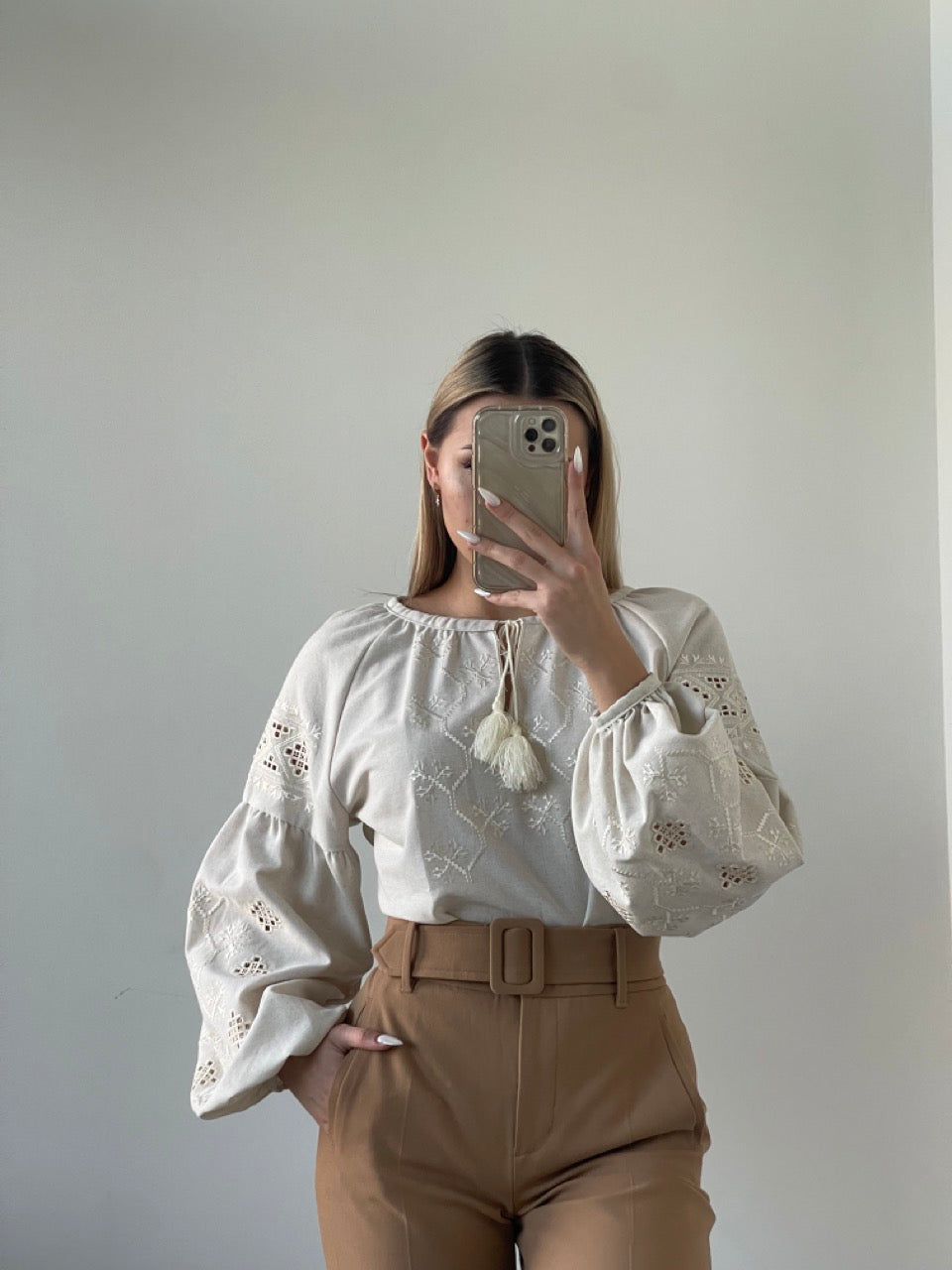 The Ivory Blouse with Richelieu