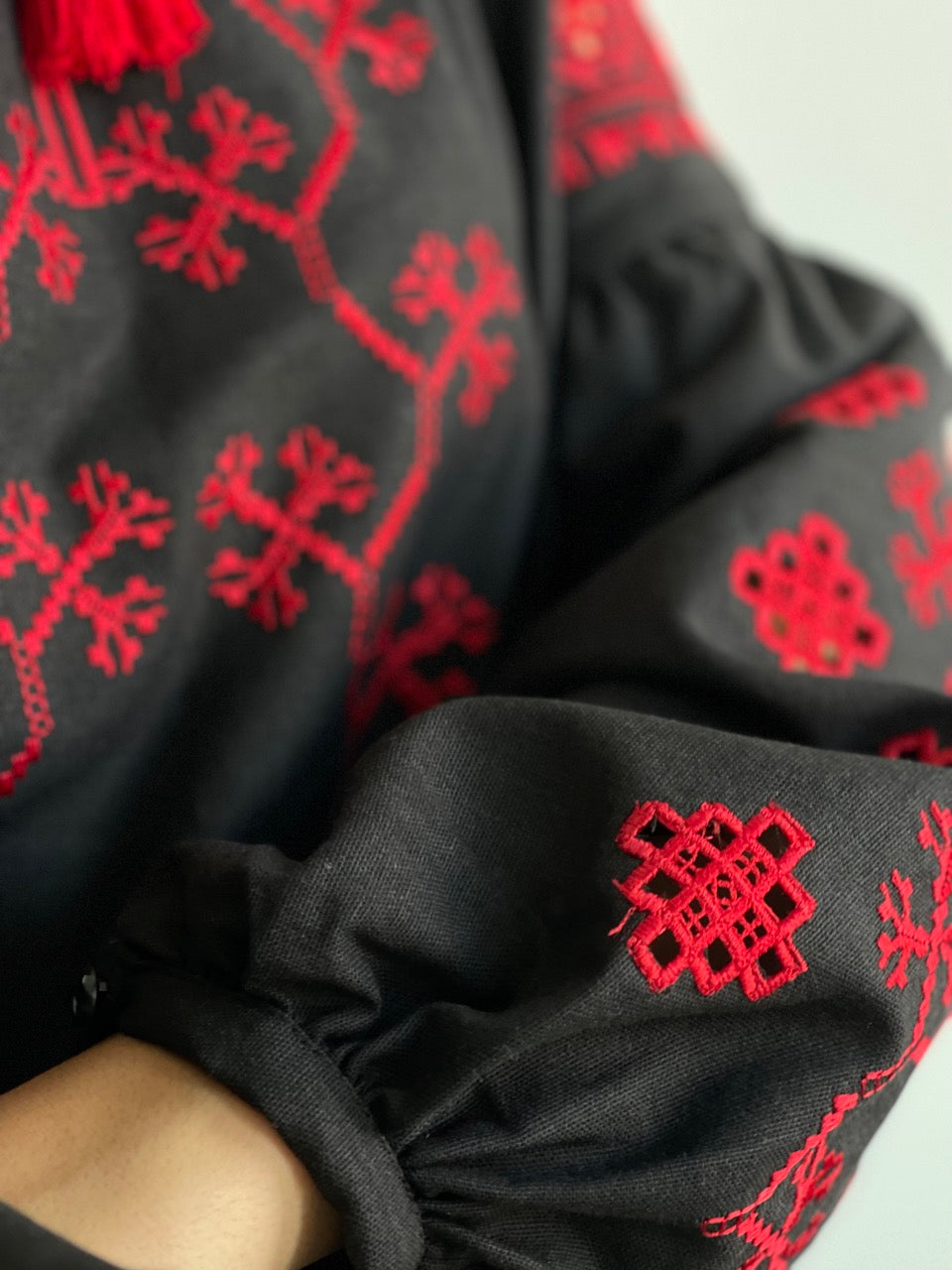 The Black Blouse with Red Embroidery and Richelieu