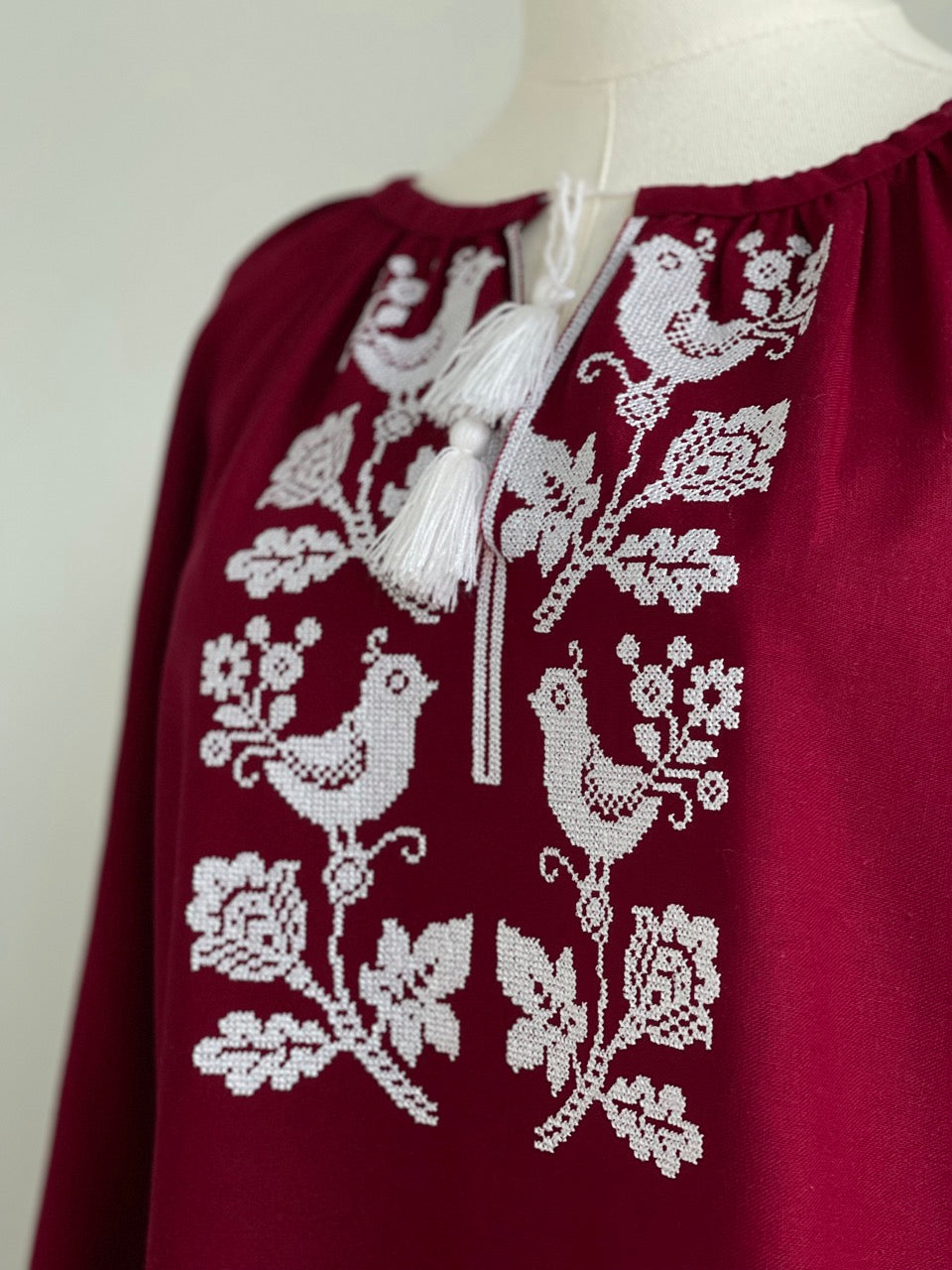 The Short Bordo Dress with White Embroidery