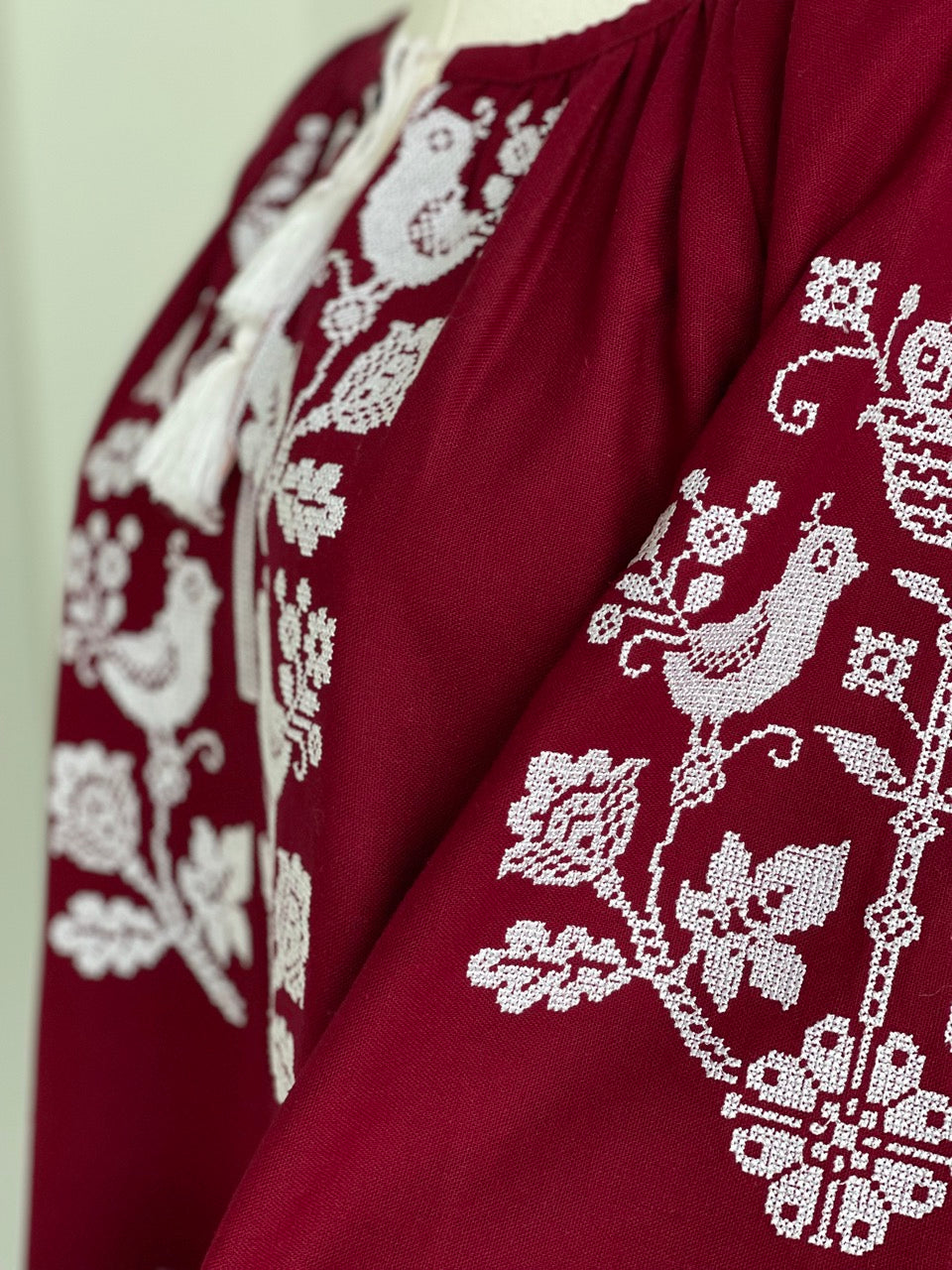 The Short Bordo Dress with White Embroidery